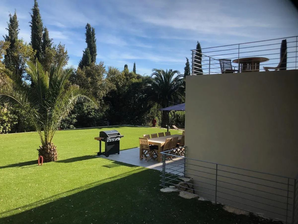 Villa De Standing Dans Le Golfe De Saint-Tropez 그리모