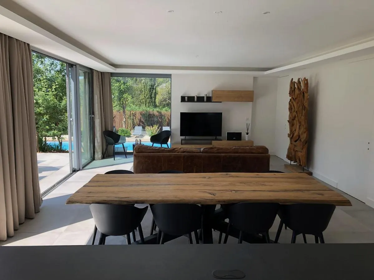 Villa De Standing Dans Le Golfe De Saint-Tropez 그리모