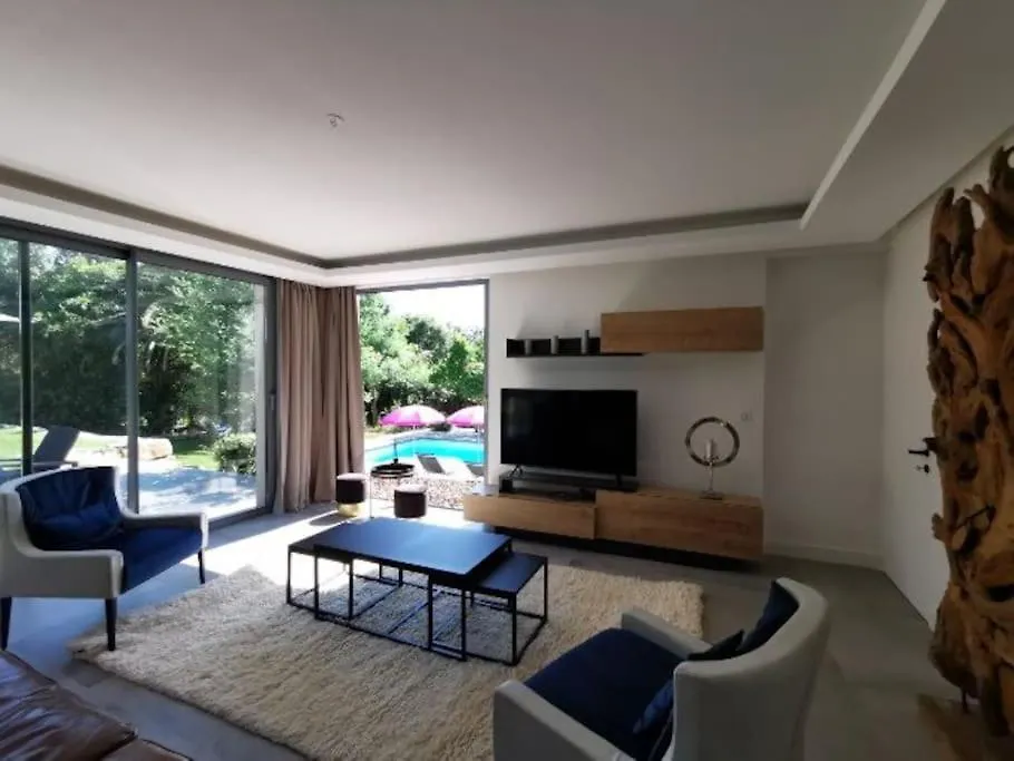 Villa De Standing Dans Le Golfe De Saint-Tropez 그리모