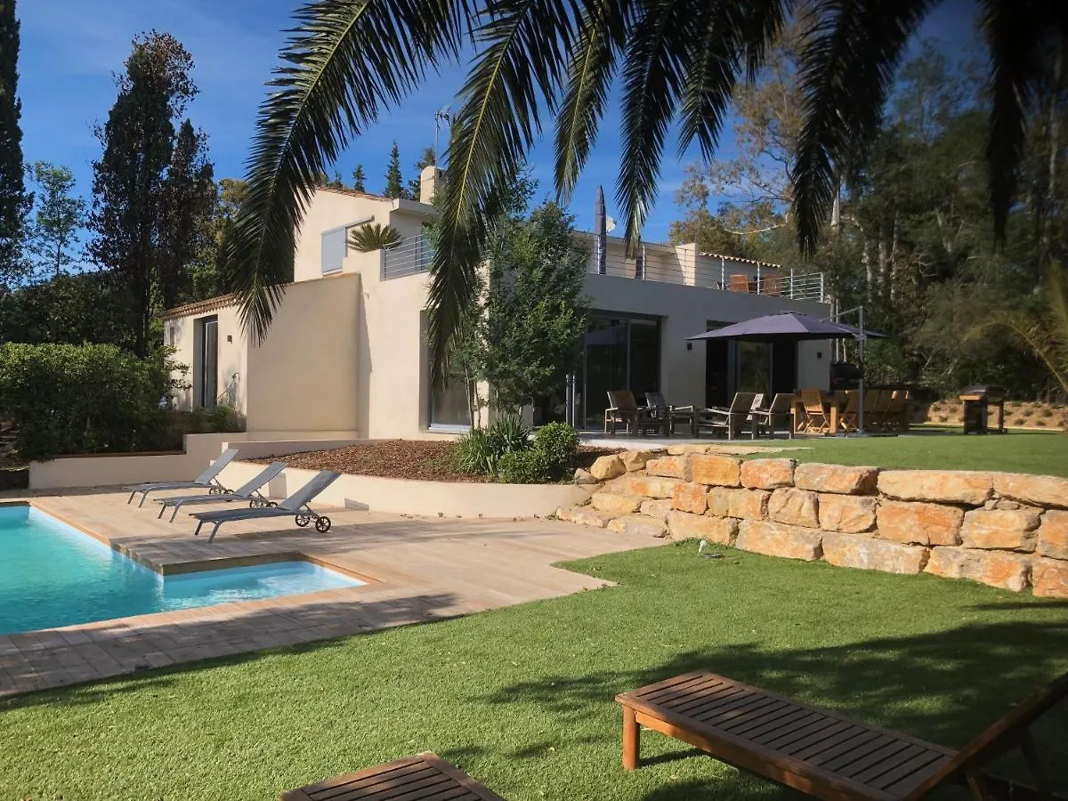 Villa De Standing Dans Le Golfe De Saint-Tropez 그리모